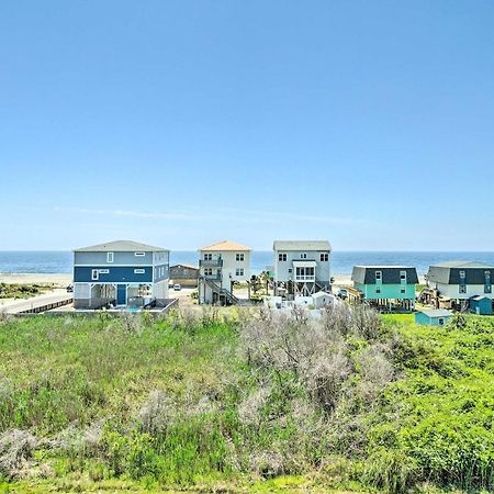 Ocean-View Oak Island Condo, 1 Block To Beach! Exterior photo