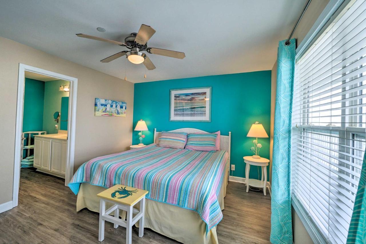 Ocean-View Oak Island Condo, 1 Block To Beach! Exterior photo